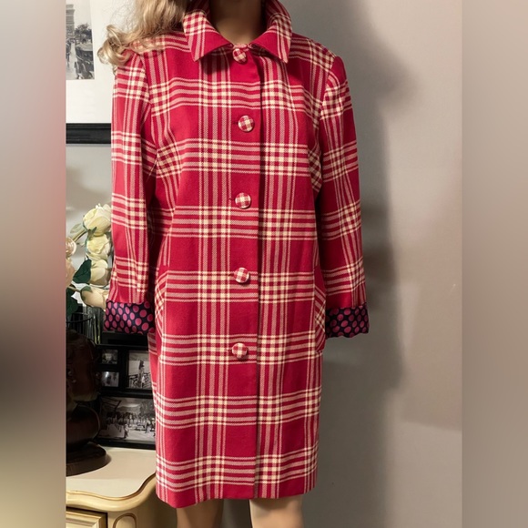 Stunning red check  coat with polka dot silk lining - Picture 1 of 7